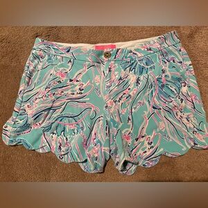 Lilly Pulitzer Buttercup Knit Shorts Women  Stretched Pockets Scalloped